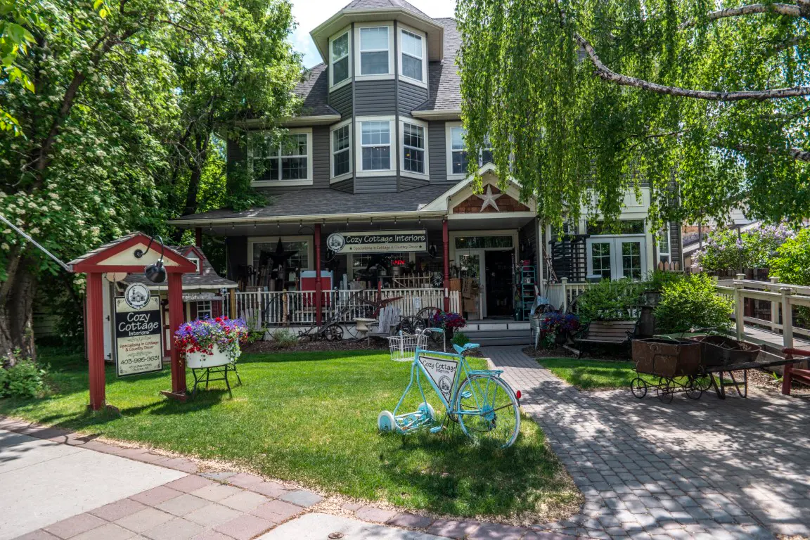 Okotoks community in Calgary